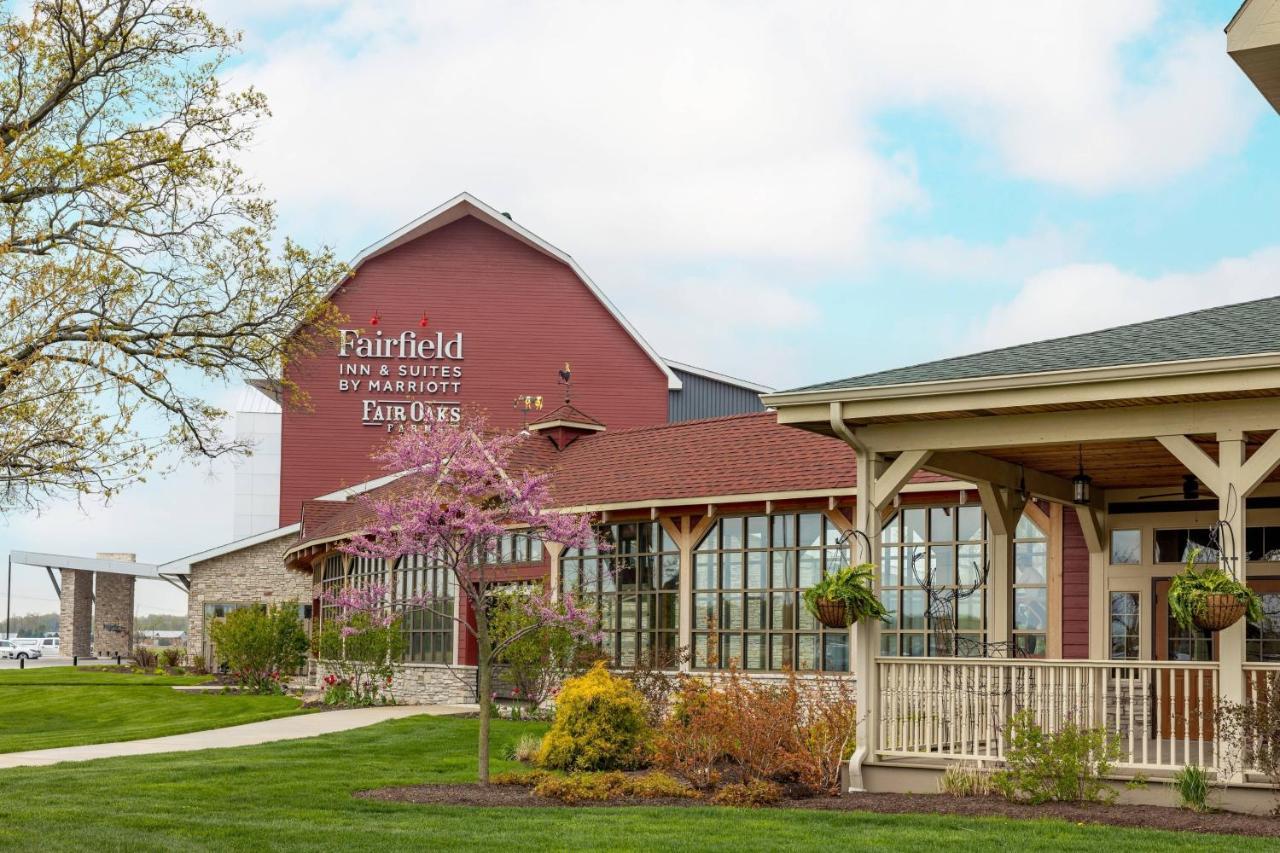 Fairfield Inn & Suites By Marriott Fair Oaks Farms Exterior photo